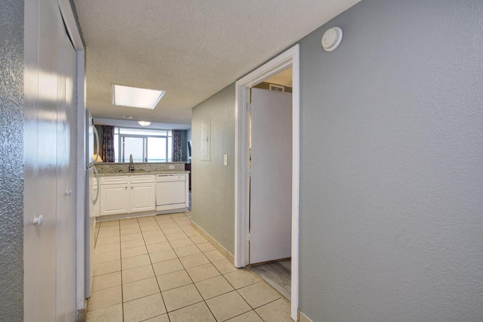 הוילה מירטל ביץ' 1604 N Ocean Blvd, 0906 - Ocean Front Sleeps 8 מראה חיצוני תמונה
